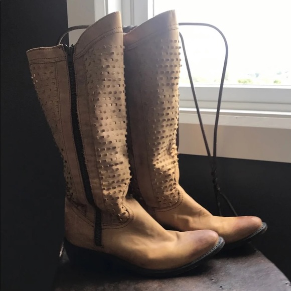 Women’s Independent Boots Size 8.5 - Picture 1 of 5